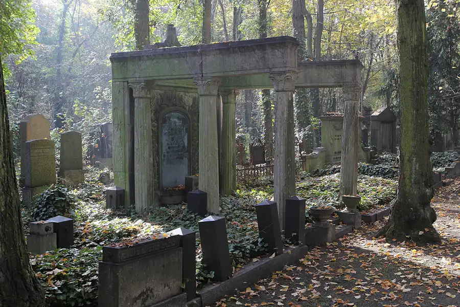 086 | 2014 | Berlin | Jüdischer Friedhof Berlin-Weissensee | © carsten riede fotografie