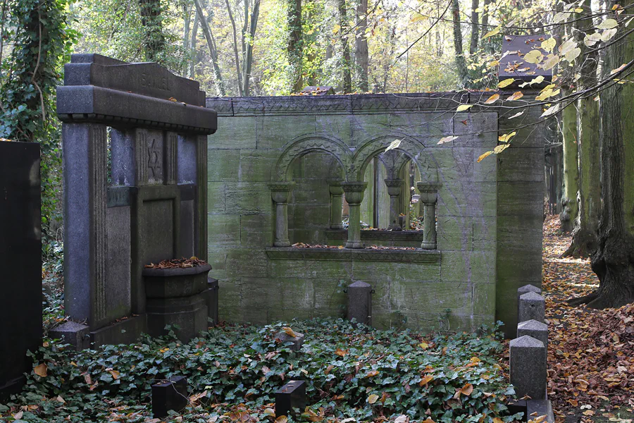 085 | 2014 | Berlin | Jüdischer Friedhof Berlin-Weissensee | © carsten riede fotografie