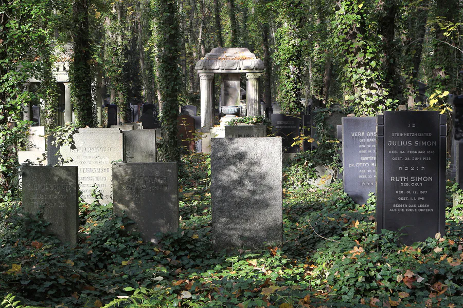 091 | 2014 | Berlin | Jüdischer Friedhof Berlin-Weissensee | © carsten riede fotografie