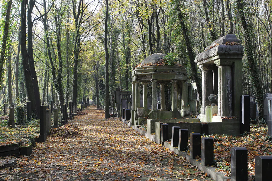 095 | 2014 | Berlin | Jüdischer Friedhof Berlin-Weissensee | © carsten riede fotografie