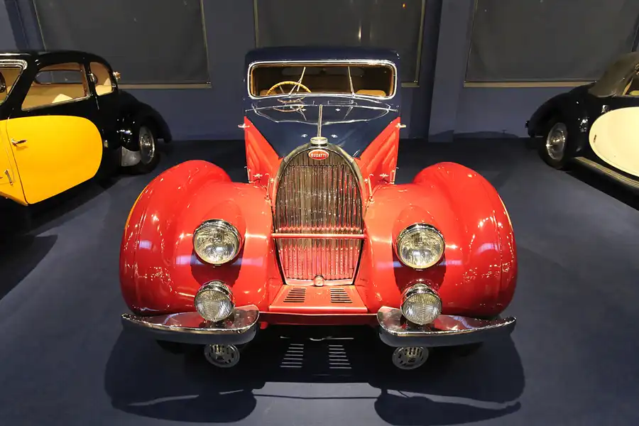 020 | 2014 | Mulhouse | Cité De l´Automobile – Collection Schlumpf | © carsten riede fotografie