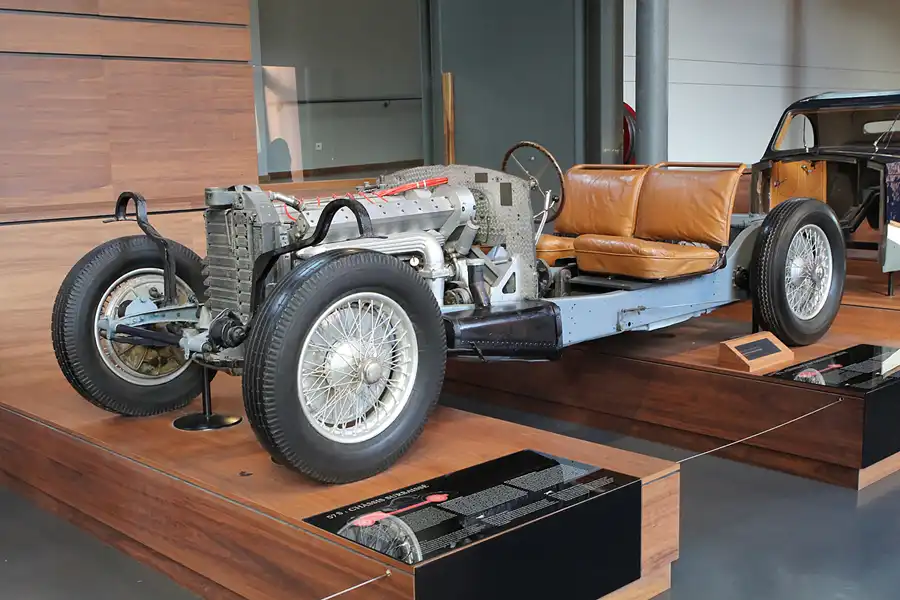 208 | 2014 | Mulhouse | Cité De l´Automobile – Collection Schlumpf | © carsten riede fotografie