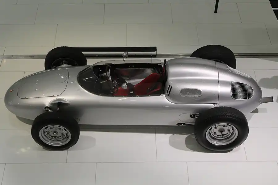 015 | 2014 | Stuttgart | Porsche Museum | © carsten riede fotografie