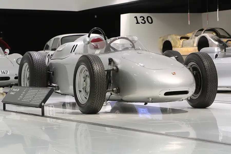 017 | 2014 | Stuttgart | Porsche Museum | © carsten riede fotografie