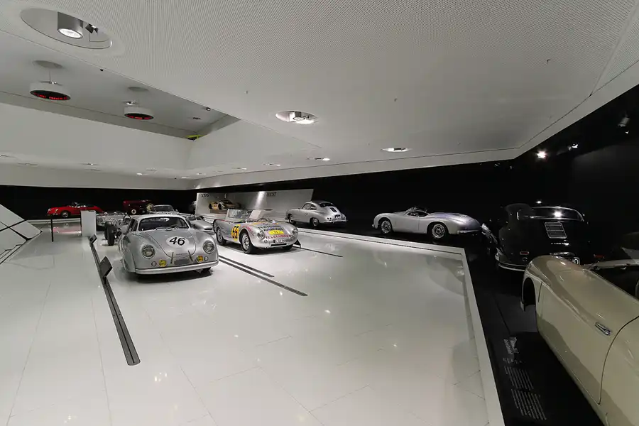 032 | 2014 | Stuttgart | Porsche Museum | © carsten riede fotografie