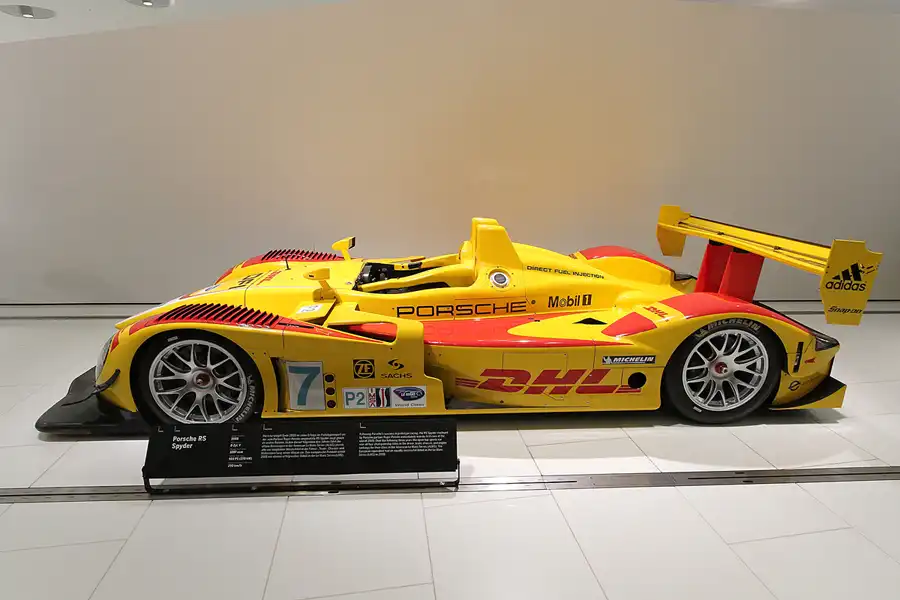 076 | 2014 | Stuttgart | Porsche Museum | © carsten riede fotografie
