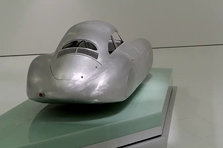 098 | 2014 | Stuttgart | Porsche Museum | © carsten riede fotografie