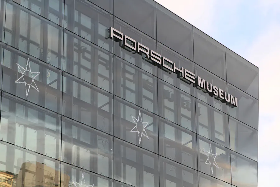 001 | 2014 | Stuttgart | Porsche Museum | © carsten riede fotografie