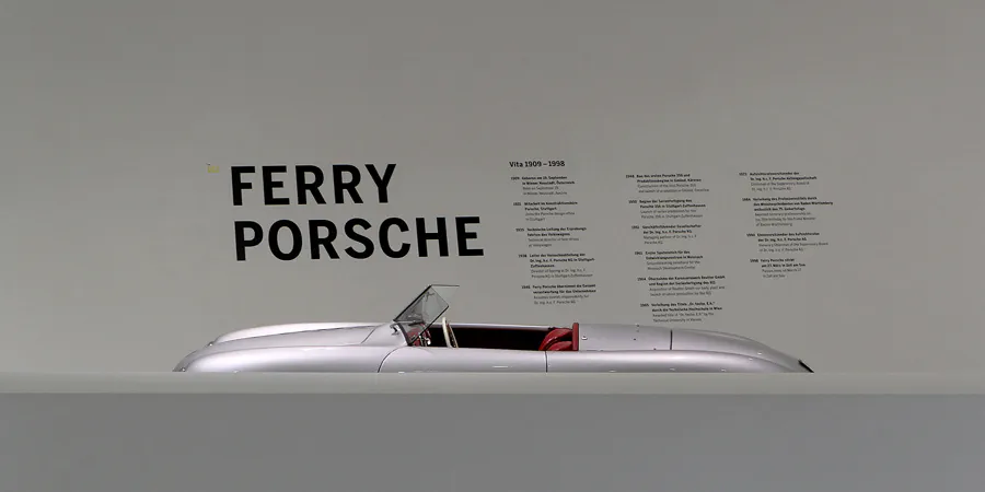 048 | 2014 | Stuttgart | Porsche Museum | © carsten riede fotografie