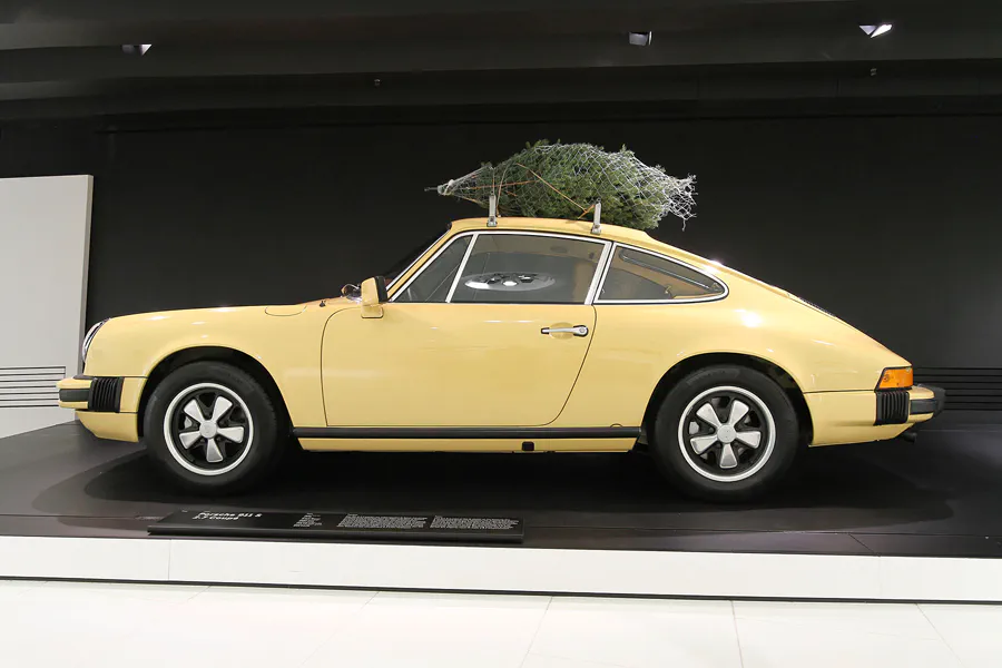 058 | 2014 | Stuttgart | Porsche Museum | © carsten riede fotografie