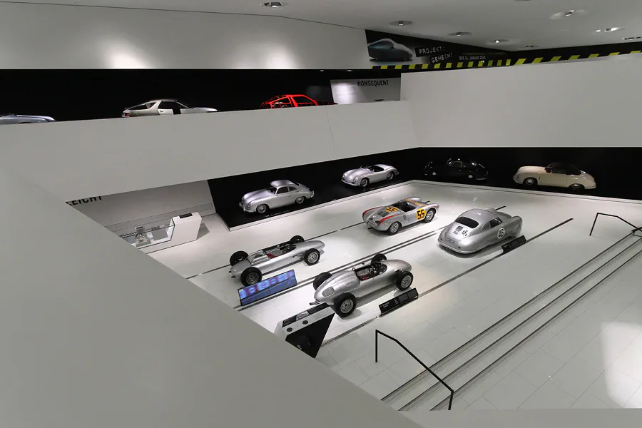 081 | 2014 | Stuttgart | Porsche Museum | © carsten riede fotografie