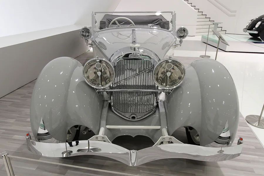 112 | 2014 | Stuttgart | Porsche Museum | © carsten riede fotografie