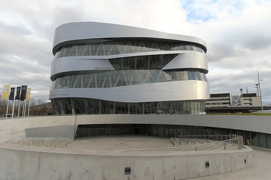 001 | 2014 | Stuttgart | Mercedes Benz Museum | © carsten riede fotografie