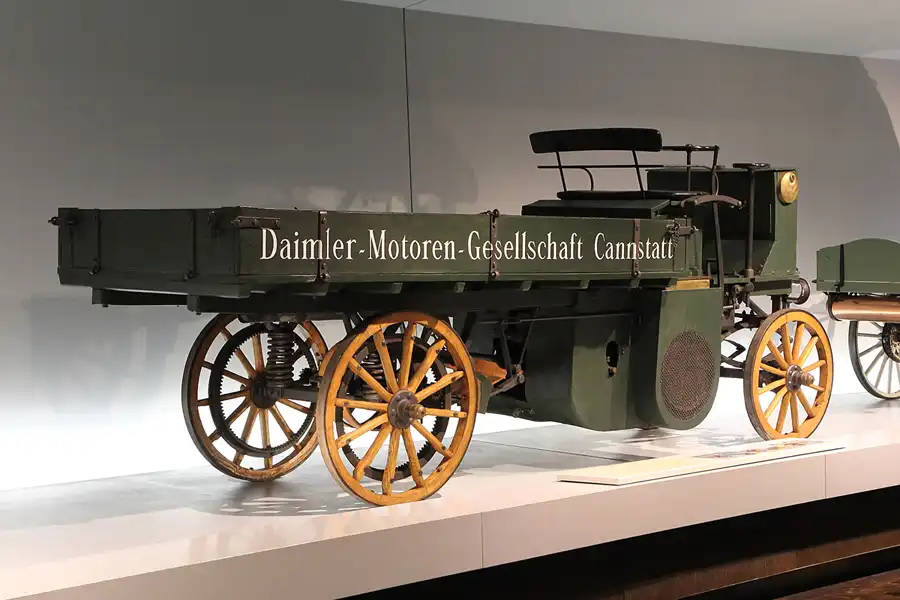 009 | 2014 | Stuttgart | Mercedes Benz Museum | © carsten riede fotografie