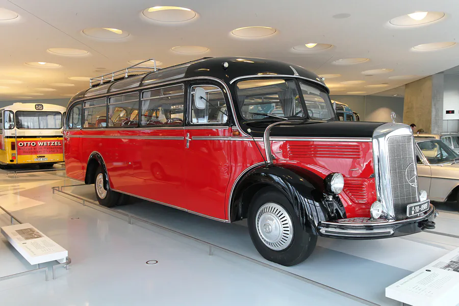 017 | 2014 | Stuttgart | Mercedes Benz Museum | © carsten riede fotografie