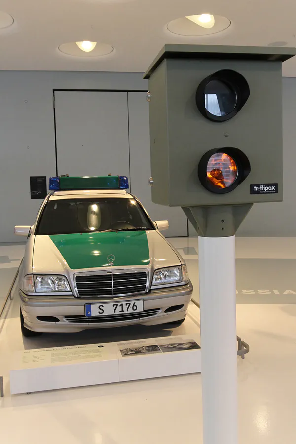 041 | 2014 | Stuttgart | Mercedes Benz Museum | © carsten riede fotografie