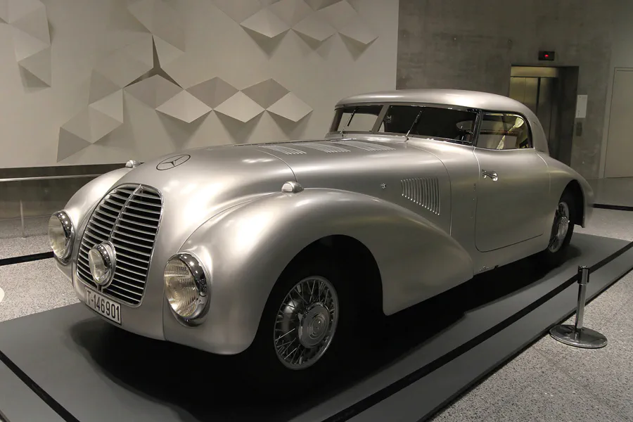 078 | 2014 | Stuttgart | Mercedes Benz Museum | © carsten riede fotografie