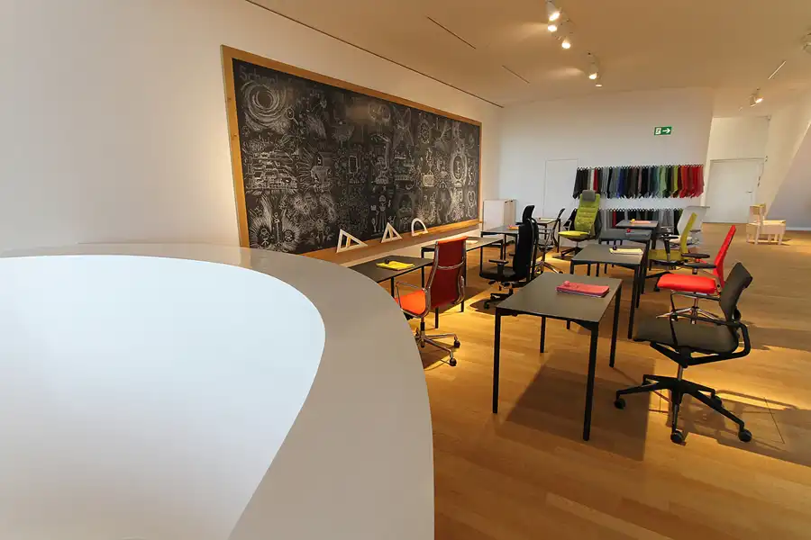 079 | 2014 | Weil am Rhein | Vitra Campus – VitraHaus | © carsten riede fotografie