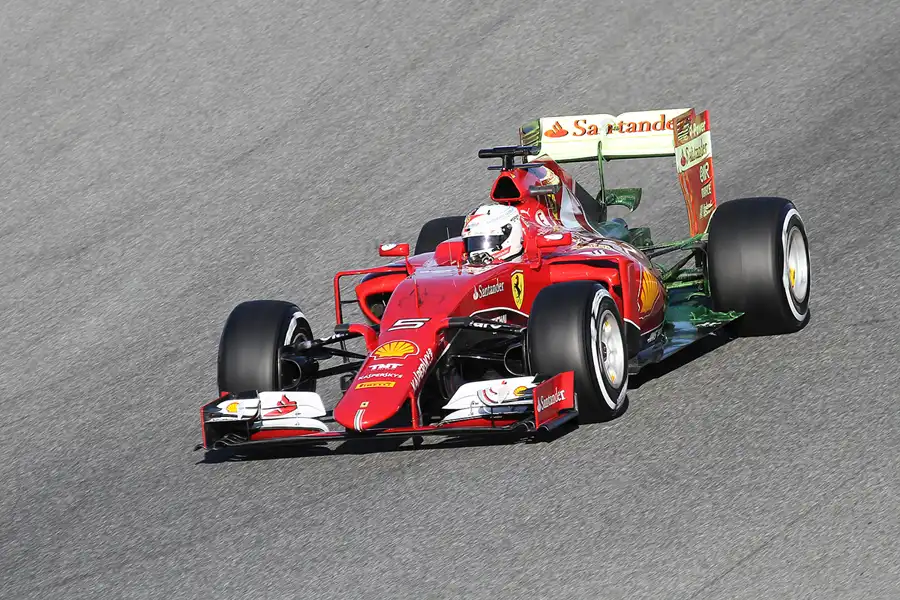 018 | 2015 | Jerez De La Frontera | Ferrari SF15-T | Sebastian Vettel | © carsten riede fotografie