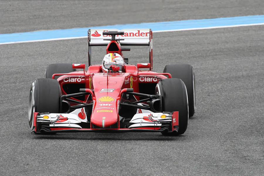 023 | 2015 | Jerez De La Frontera | Ferrari SF15-T | Sebastian Vettel | © carsten riede fotografie
