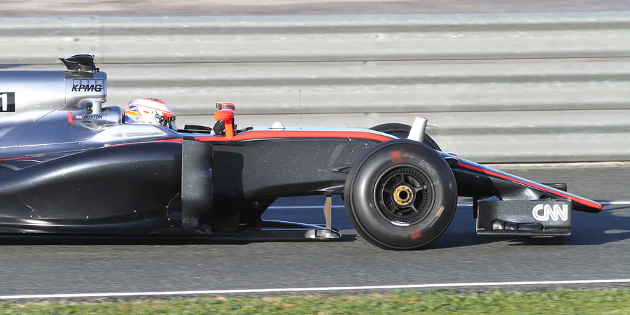 064 | 2015 | Jerez De La Frontera | McLaren-Honda MP4-30 | Jenson Button | © carsten riede fotografie