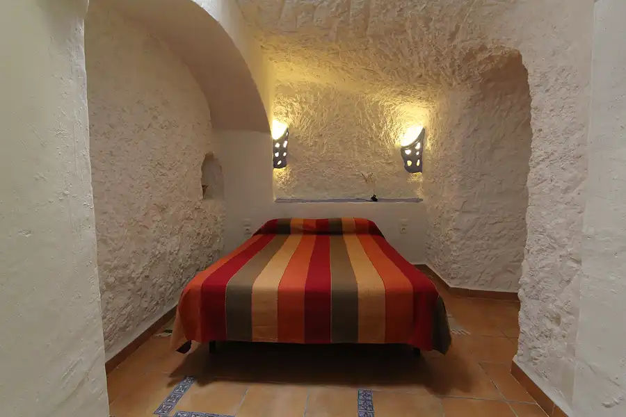 075 | 2015 | Gorafe | Cuevas Algarves de Gorafe – La Luna | © carsten riede fotografie