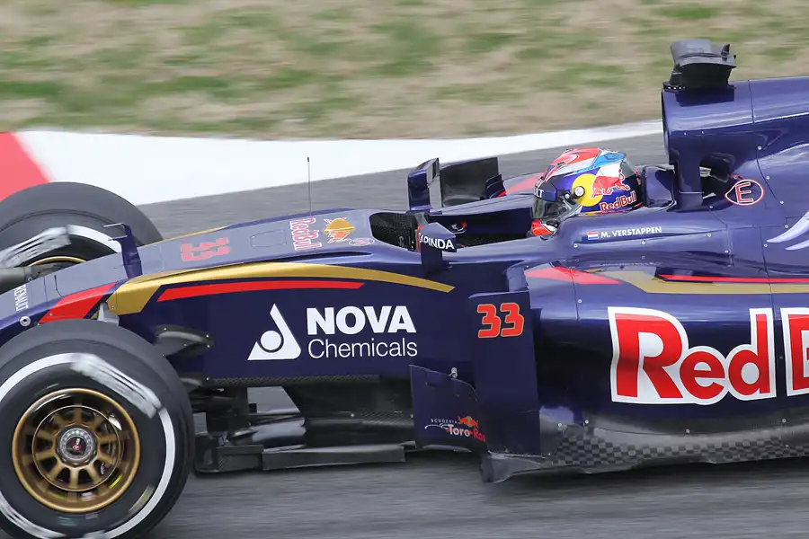 155 | 2015 | Barcelona | Toro Rosso STR10 | Max Verstappen | © carsten riede fotografie