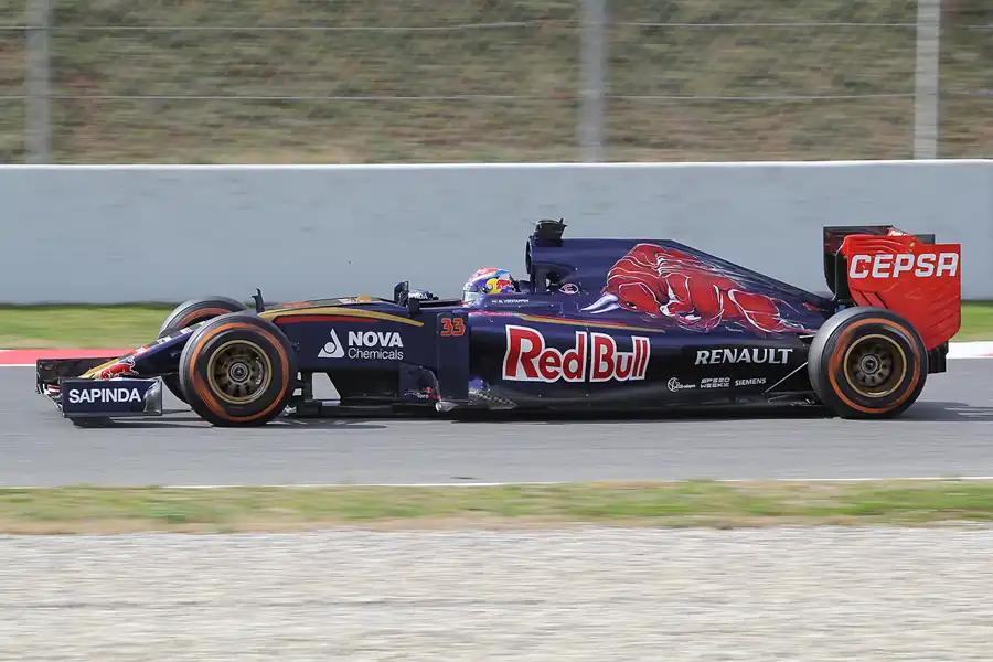 158 | 2015 | Barcelona | Toro Rosso STR10 | Max Verstappen | © carsten riede fotografie