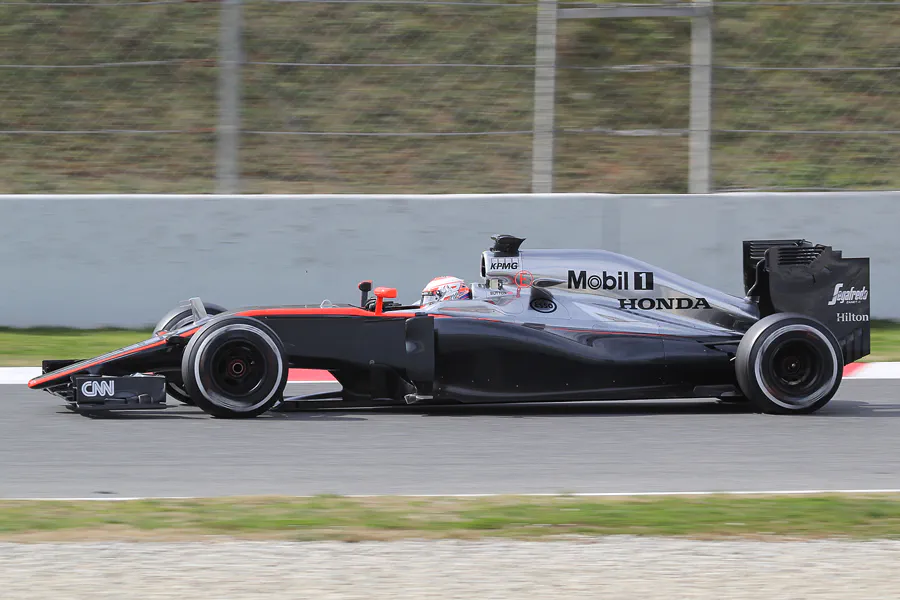063 | 2015 | Barcelona | McLaren-Honda MP4-30 | Jenson Button | © carsten riede fotografie