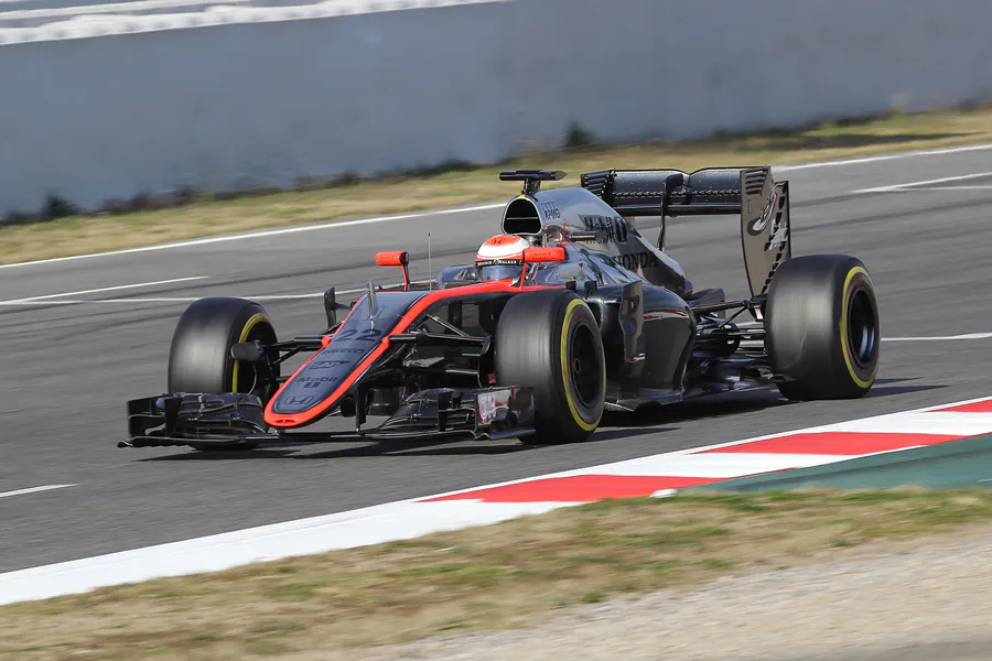 069 | 2015 | Barcelona | McLaren-Honda MP4-30 | Jenson Button | © carsten riede fotografie