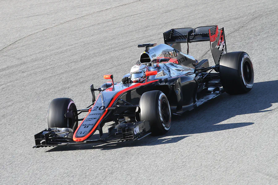 072 | 2015 | Barcelona | McLaren-Honda MP4-30 | Kevin Magnussen | © carsten riede fotografie