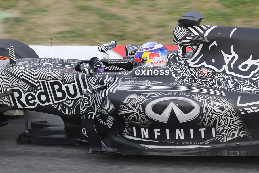 110 | 2015 | Barcelona | Red Bull-Renault RB11 | Daniel Ricciardo | © carsten riede fotografie