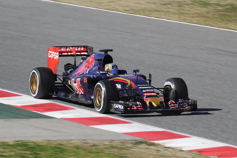 143 | 2015 | Barcelona | Toro Rosso STR10 | Carlos Sainz Jr. | © carsten riede fotografie
