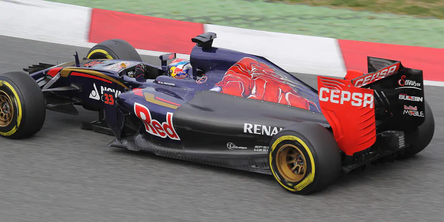 157 | 2015 | Barcelona | Toro Rosso STR10 | Max Verstappen | © carsten riede fotografie