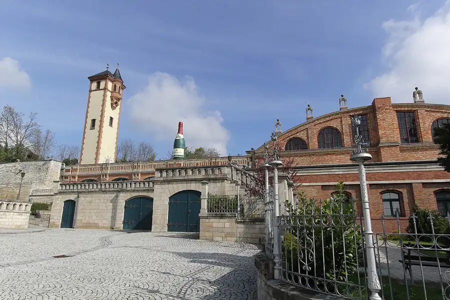 003 | 2015 | Freyburg (Unstrut) | Rotkäppchen Sektkellerei | © carsten riede fotografie