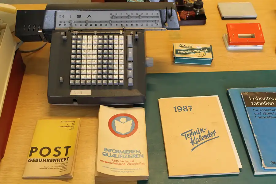 112 | 2015 | Apolda | Museumsbaracke ´Olle DDR´ | © carsten riede fotografie