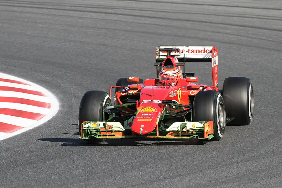 024 | 2015 | Barcelona | Ferrari SF15-T | Raffaele Marciello | © carsten riede fotografie