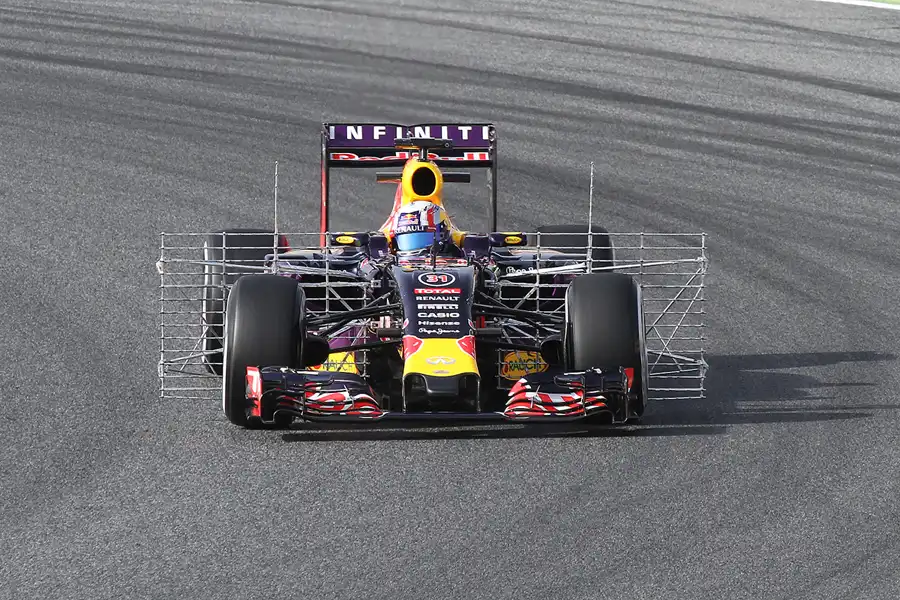 114 | 2015 | Barcelona | Red Bull-Renault RB11 | Pierre Gasly | © carsten riede fotografie