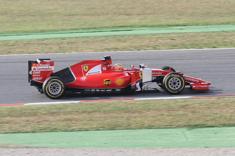 001 | 2015 | Barcelona | Ferrari SF15-T | Esteban Gutierrez | © carsten riede fotografie
