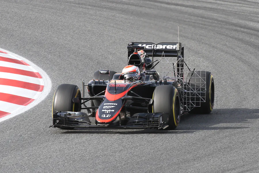 068 | 2015 | Barcelona | McLaren-Honda MP4-30 | Jenson Button | © carsten riede fotografie