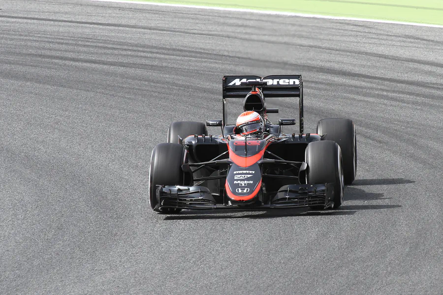 074 | 2015 | Barcelona | McLaren-Honda MP4-30 | Jenson Button | © carsten riede fotografie