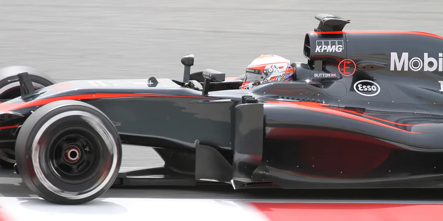 077 | 2015 | Barcelona | McLaren-Honda MP4-30 | Jenson Button | © carsten riede fotografie