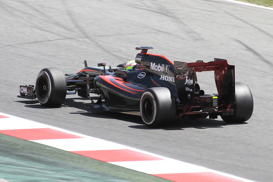 086 | 2015 | Barcelona | McLaren-Honda MP4-30 | Oliver Turvey | © carsten riede fotografie