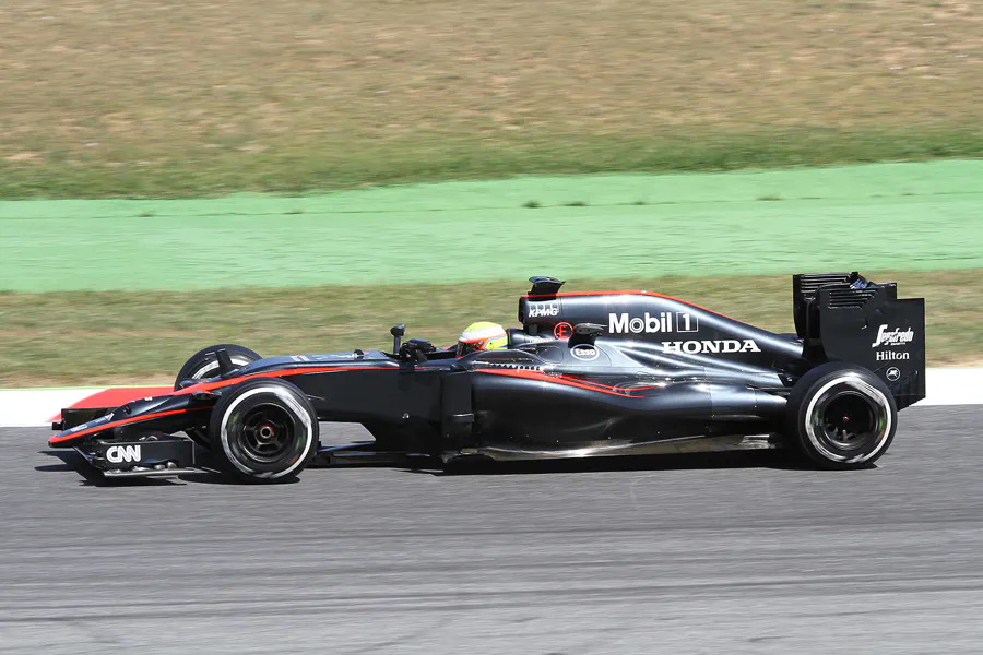 087 | 2015 | Barcelona | McLaren-Honda MP4-30 | Oliver Turvey | © carsten riede fotografie