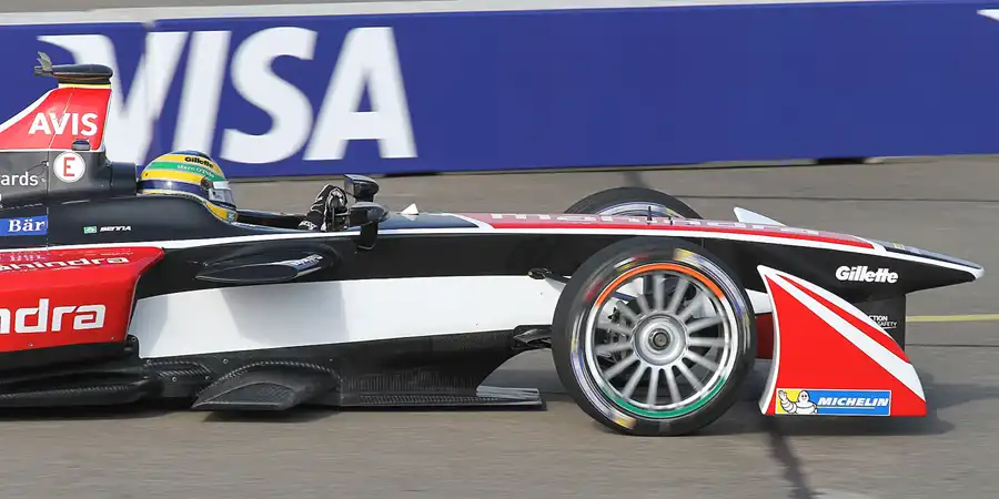 075 | 2015 | Berlin | Spark-Renault SRT_01E | Team Mahindra Racing | Bruno Senna | © carsten riede fotografie