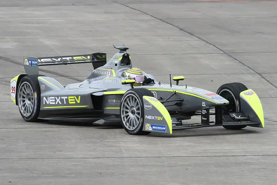 090 | 2015 | Berlin | Spark-Renault SRT_01E | Team NEXTEV TCR | Nelson Piquet Jr. | © carsten riede fotografie