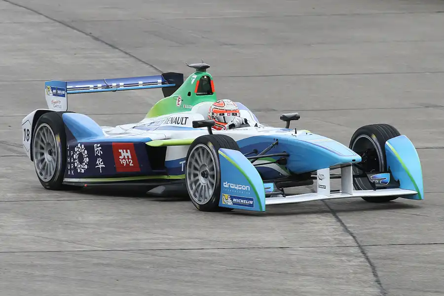 096 | 2015 | Berlin | Spark-Renault SRT_01E | Team Trulli | Vitantonio Liuzzi | © carsten riede fotografie