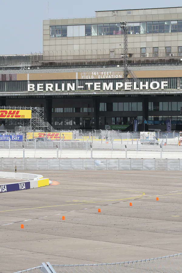 152 | 2015 | Berlin | Tempelhof Field | © carsten riede fotografie