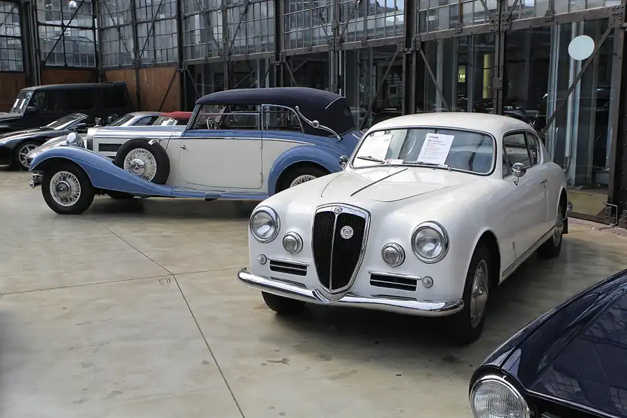 051 | 2015 | Düsseldorf | Classic Remise | © carsten riede fotografie