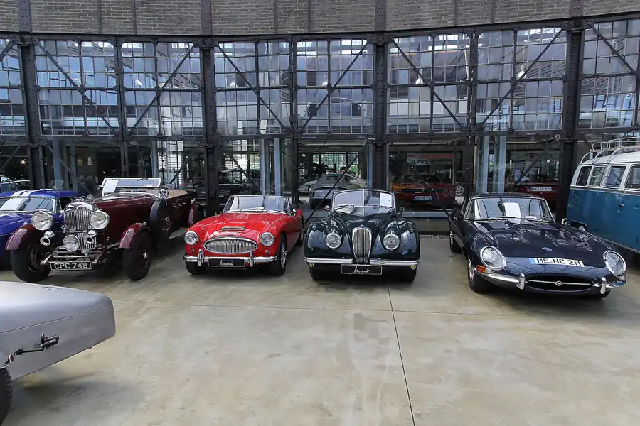 064 | 2015 | Düsseldorf | Classic Remise | © carsten riede fotografie